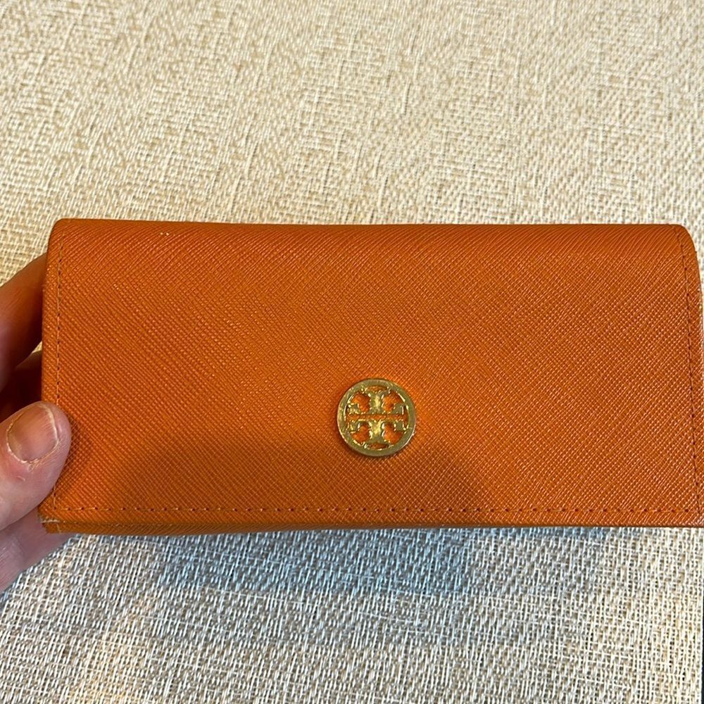 Tory Burch sunglass case.  Lined just the case!